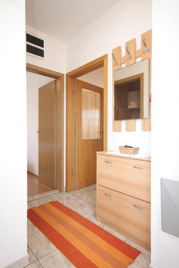 Apartments By The Sea Razanj, Rogoznica - 8361 Ngoại thất bức ảnh