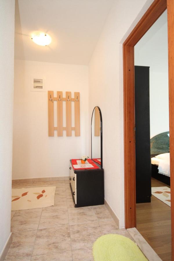 Apartments By The Sea Razanj, Rogoznica - 8361 Ngoại thất bức ảnh