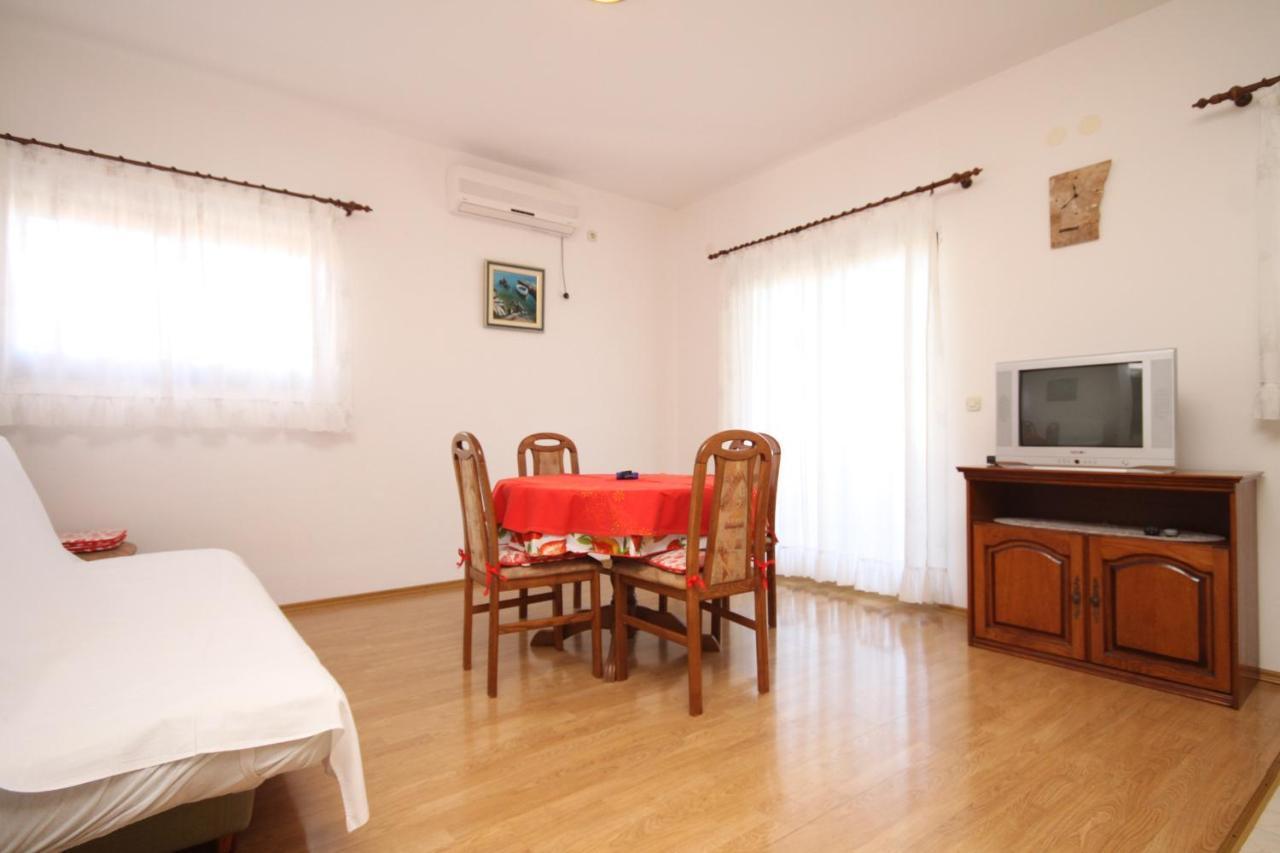 Apartments By The Sea Razanj, Rogoznica - 8361 Ngoại thất bức ảnh